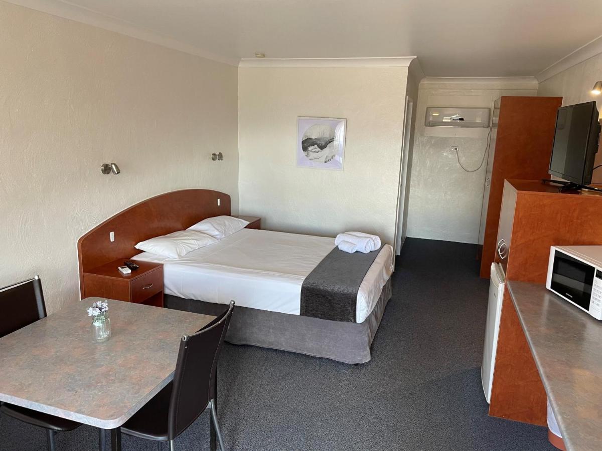 Childers Gateway Motor Inn Exteriör bild