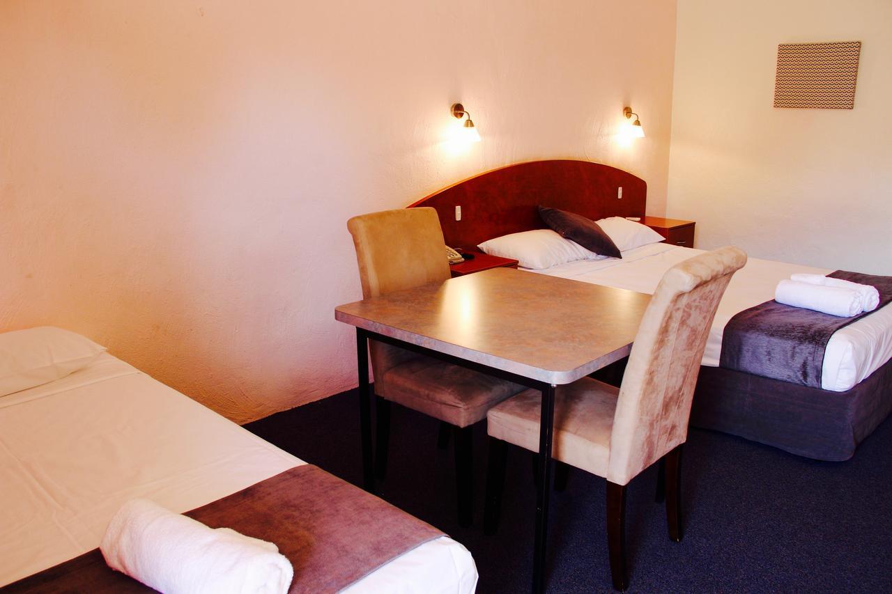Childers Gateway Motor Inn Exteriör bild